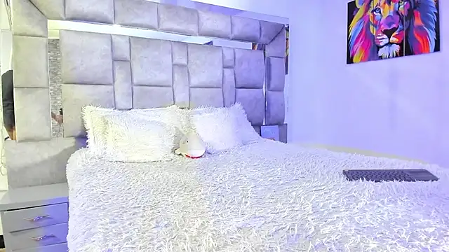 Candy And Andy  online show from September 19, 1:18 am