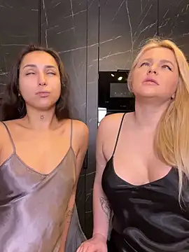 Keep us wild online show from March 12, 10:39 pm