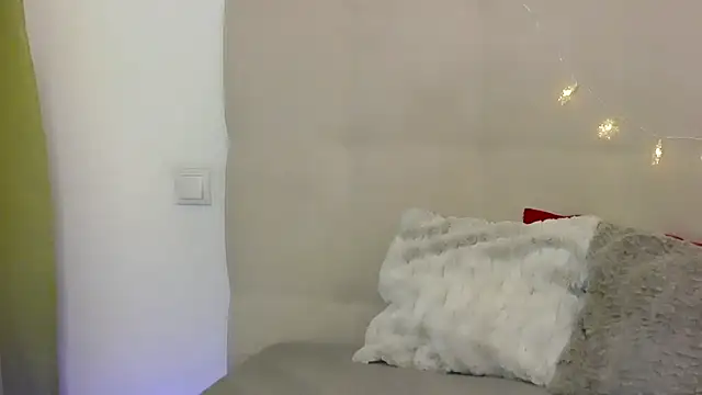 Snapshot of PetersEmily chatting on January 6, 10:47 pm PetersEmily online show from January 6, 10:47 pm