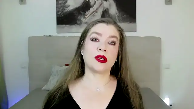 Snapshot of PetersEmily chatting on February 15, 3:28 pm PetersEmily online show from February 15, 3:28 pm