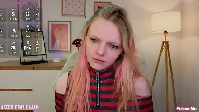 Snapshot of evangel1ne chatting on February 16, 8:43 am evangel1ne online show from February 16, 8:43 am