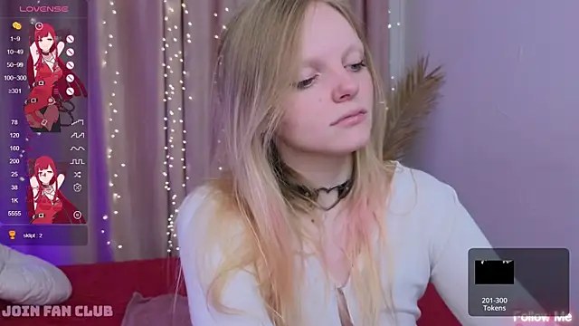 Snapshot of evangel1ne chatting on September 17, 9:38 pm evangel1ne online show from September 17, 9:38 pm