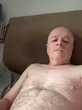 Snapshot of locallad88 chatting on December 29, 8:44 am locallad88 online show from December 29, 8:44 am