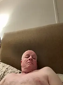 Snapshot of locallad88 chatting on February 15, 9:26 pm locallad88 online show from February 15, 9:26 pm