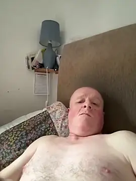 Snapshot of locallad88 chatting on October 16, 4:08 pm locallad88 online show from October 16, 4:08 pm