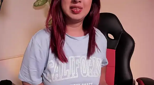 madelaine blosson online show from January 23, 4:41 am