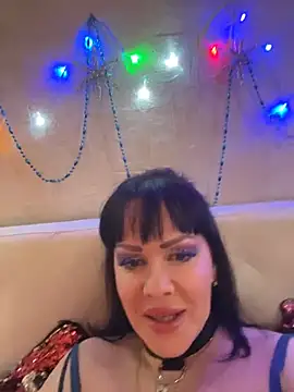 Lolaley2 online show from February 12, 9:10 am