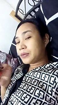 Snapshot of HeartOfAsia- chatting on January 6, 3:08 pm HeartOfAsia- online show from January 6, 3:08 pm