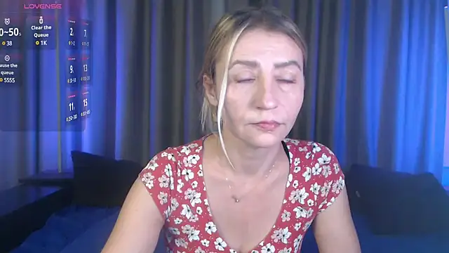 ZoeGrant online show from January 6, 8:07 pm