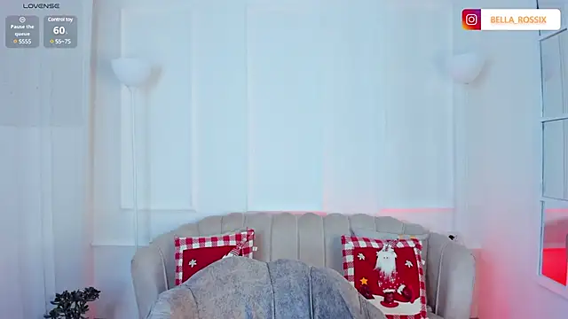 Snapshot of BellaRossii chatting on December 24, 1:59 am BellaRossii online show from December 24, 1:59 am