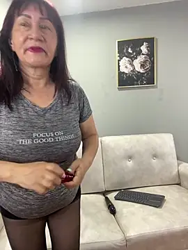 Savvanahh online show from November 6, 11:55 am