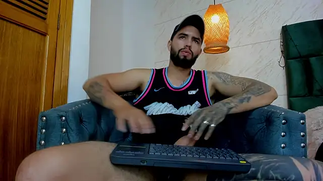 matteosantos online show from February 8, 2:38 pm