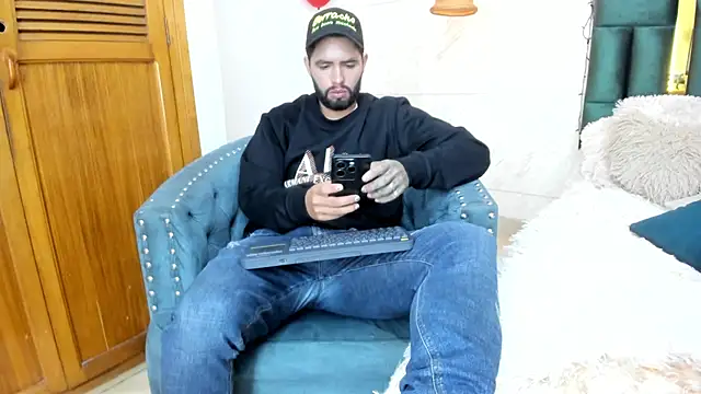 matteosantos online show from February 18, 11:22 am