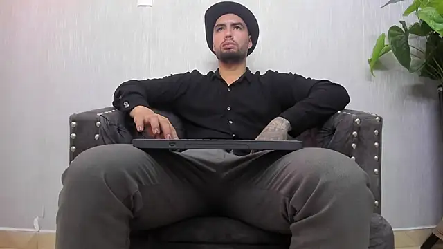 matteosantos online show from February 28, 2:53 pm