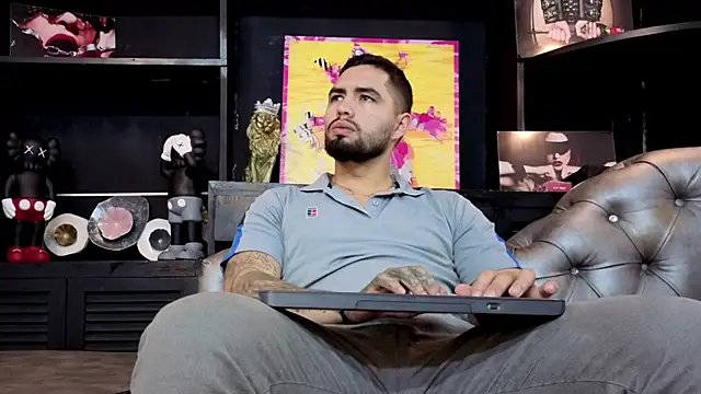 matteosantos online show from September 18, 11:56 am