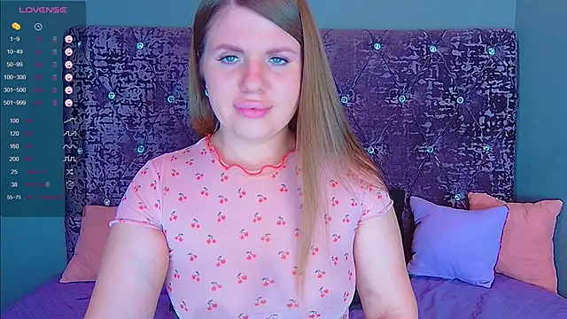 NoraBigAss online show from March 13, 4:27 am