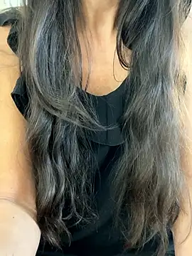 SHARONRodrig online show from September 27, 4:01 pm