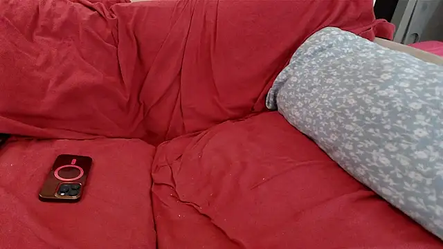 Snapshot of EmoDream1998 chatting on March 22, 1:08 pm EmoDream1998 online show from March 22, 1:08 pm