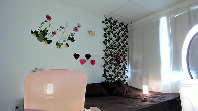 cailynhot online show from February 26, 6:21 pm