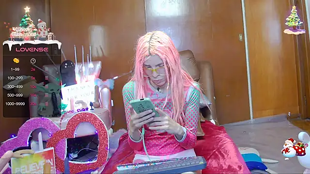 Skinygirl online show from January 15, 12:09 am