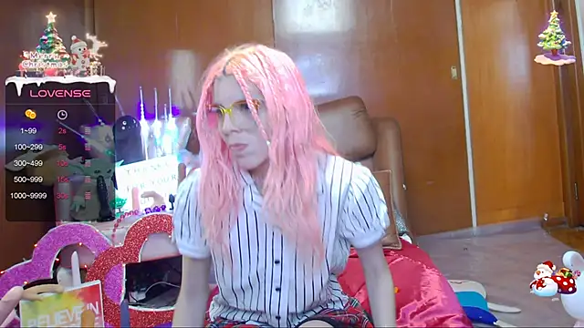 Skinygirl online show from January 17, 4:39 am