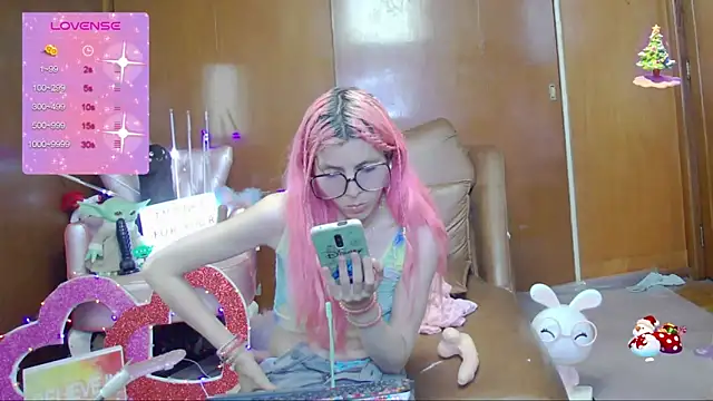 Skinygirl online show from September 10, 12:32 am