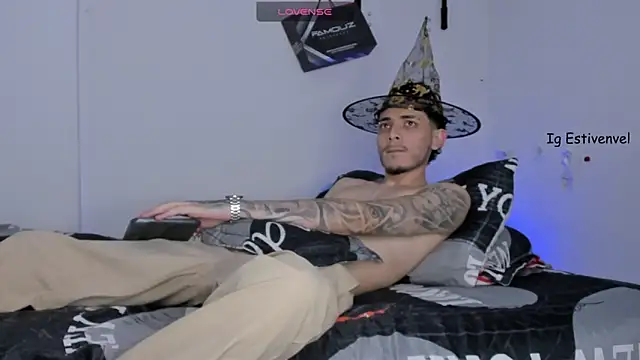 steve latin online show from October 29, 9:49 pm