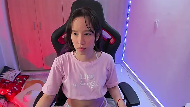 Anto herrera online show from January 3, 8:43 pm