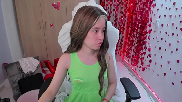 Anto herrera online show from February 19, 8:20 pm