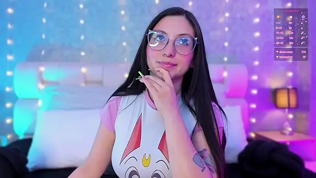 lucy neil online show from January 9, 10:09 pm