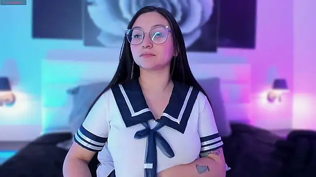 lucy neil online show from January 24, 11:23 pm