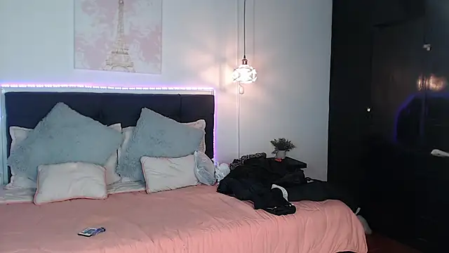 vaness weet online show from January 10, 12:38 am