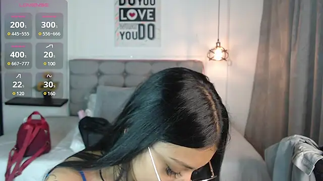 vaness weet online show from January 30, 8:53 pm