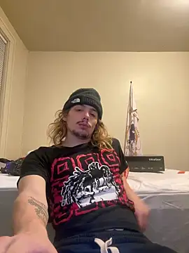 trippyski online show from February 6, 6:29 am