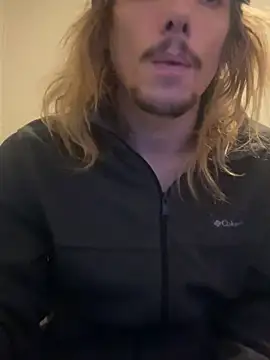 trippyski online show from February 7, 8:11 am