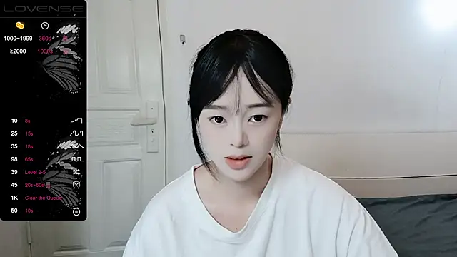 QiuPeiPeimmm online show from September 29, 7:46 am