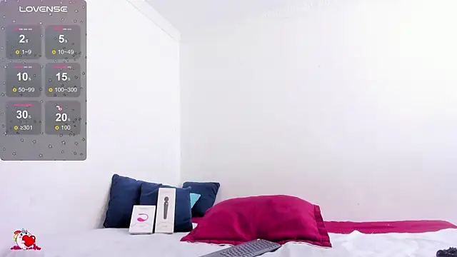 Snapshot of HEAVY_MEGAN chatting on September 19, 2:18 pm HEAVY MEGAN online show from September 19, 2:18 pm