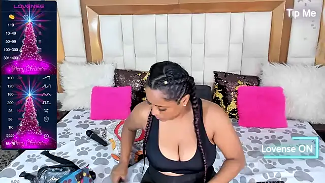 BellaKarla online show from December 26, 7:49 pm