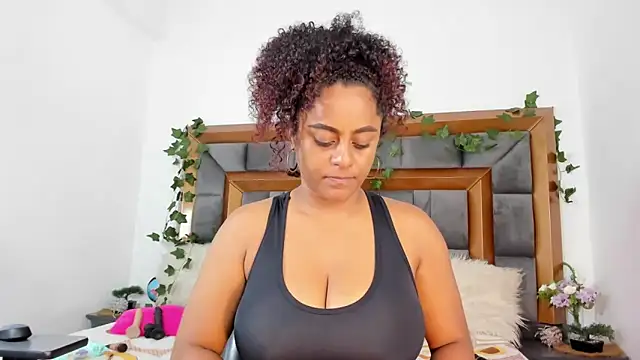 BellaKarla online show from March 11, 11:04 pm