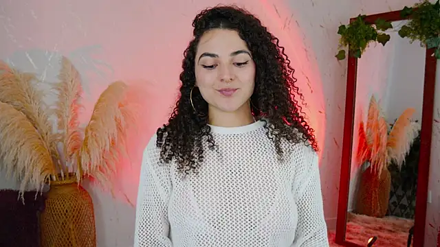 Snapshot of merida_bell18 chatting on December 16, 10:59 pm merida bell18 online show from December 16, 10:59 pm