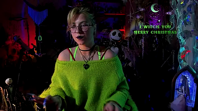 Scarlett Wanner online show from December 24, 7:33 pm