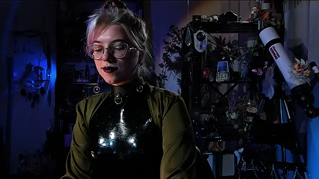 Scarlett Wanner online show from March 5, 7:49 pm