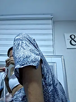 Doll Loren online show from February 20, 3:12 am