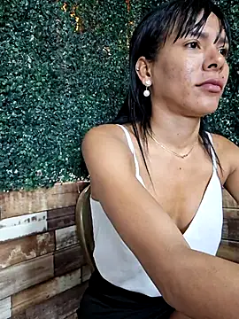 Doll Loren online show from February 25, 4:21 pm