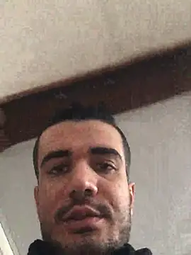 Snapshot of boyygirlls chatting on January 8, 12:47 pm boyygirlls online show from January 8, 12:47 pm