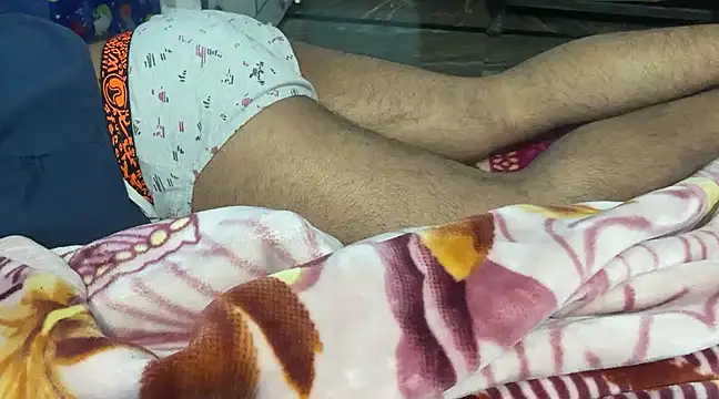 Snapshot of Honey_stranger chatting on January 25, 7:39 pm Honey stranger online show from January 25, 7:39 pm