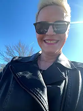 German Milf online show from March 19, 12:56 pm