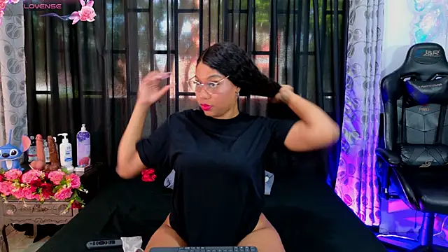 Snapshot of BLACK_ROSSE_1 chatting on October 2, 12:45 pm BLACK ROSSE 1 online show from October 2, 12:45 pm