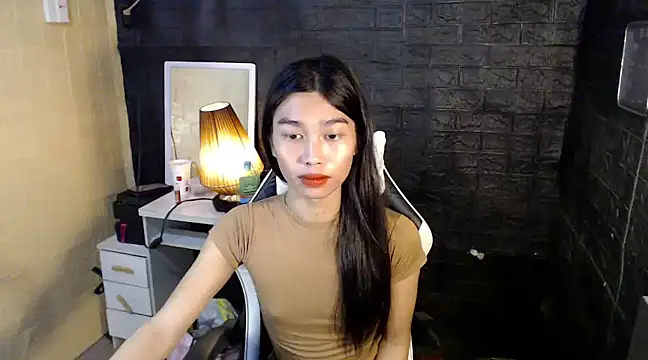 ToKeNa online show from March 14, 9:43 pm