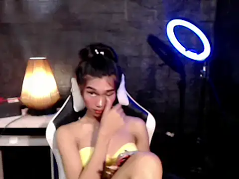 ToKeNa online show from March 23, 1:31 am